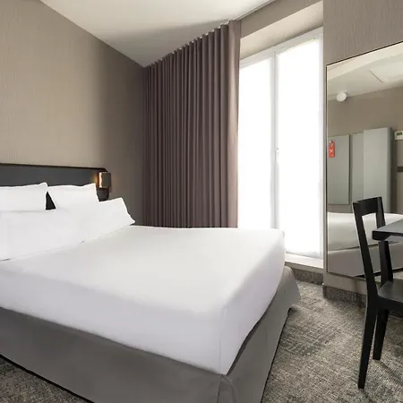 Libertel Montmartre Opera 3*