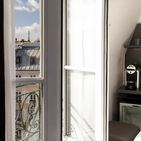 Libertel Montmartre Opera 3*