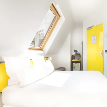 Hotel Libertel Montmartre Opera Paryż