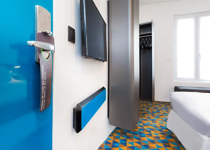 Libertel Montmartre Opéra 3*