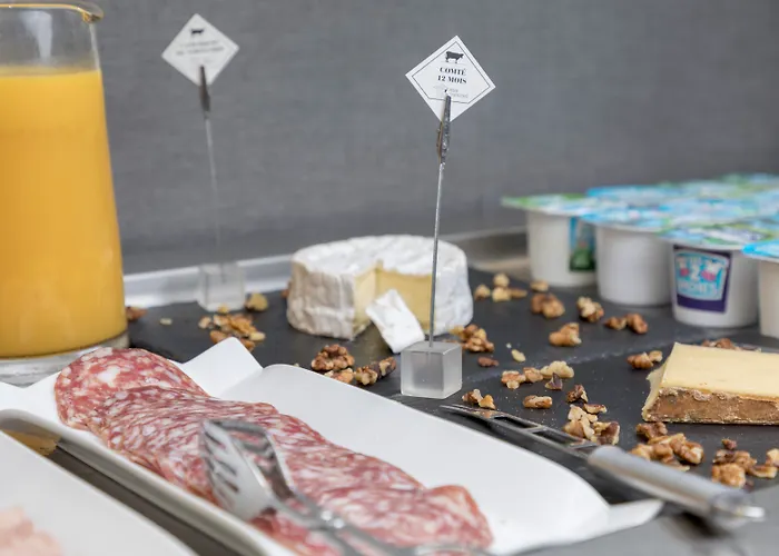 Hotel Libertel Montmartre Opéra 3*